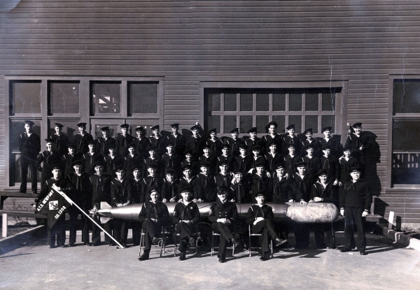 1943,NTS Newport,Topedoman's Mate School,Company 1208