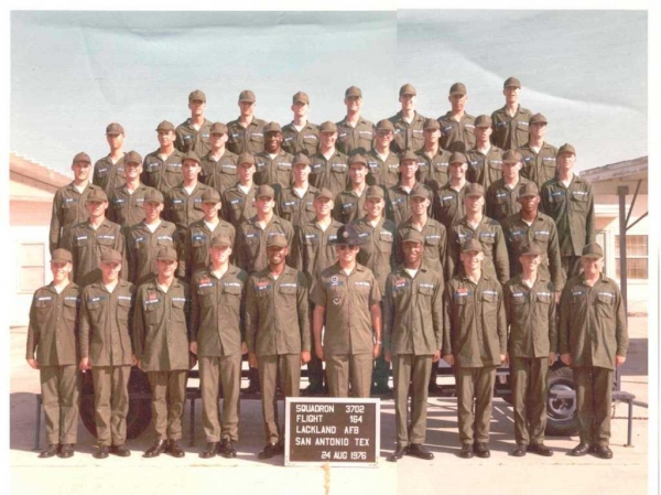 1976,LacklandAFB,Squadron 3702, Flight 164