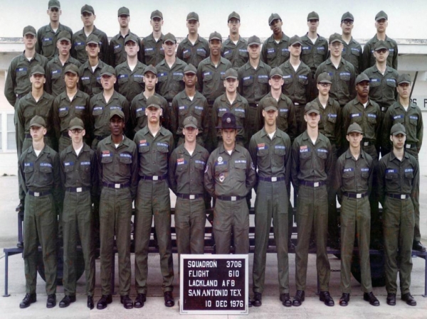 1976,LacklandAFB,Squadron 3706, Flight 610