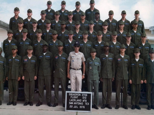 1976,LacklandAFB,Squadron 3706, Flight 010