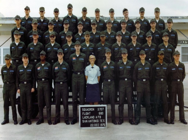 1976,LacklandAFB,Squadron 3707, Flight 660