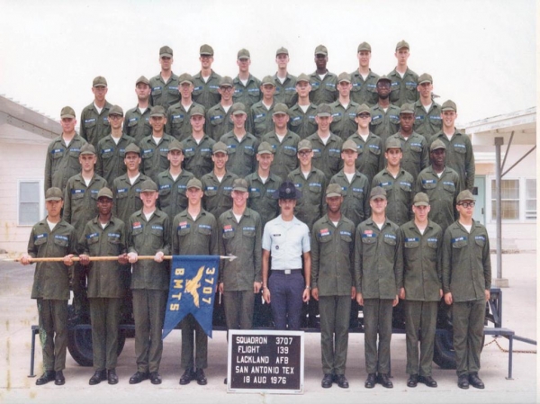 1976,LacklandAFB,Squadron 3707, Flight 139