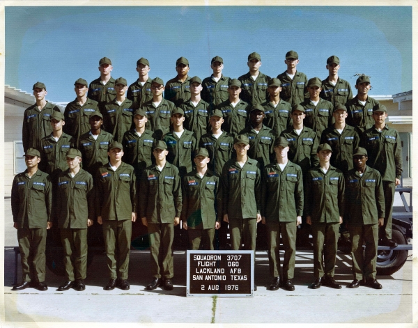 1976,Lackland AFB,Squadron 3707,Flight 060