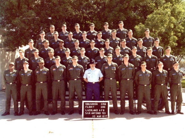 1977,LacklandAFB,Squadron 3706, Flight 286