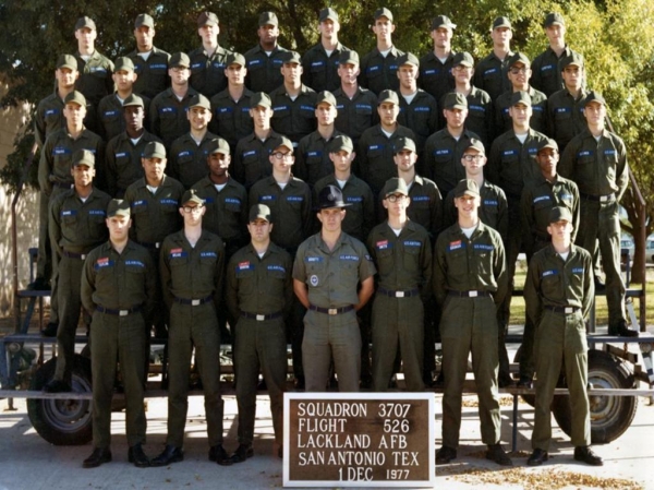 1977,LacklandAFB,Squadron 3707, Flight 526