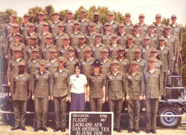 1978,LacklandAFB,Squadron 3708, Flight 487