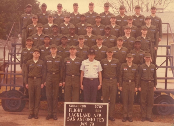 1979,LacklandAFB,Squadron 3707, Flight 581