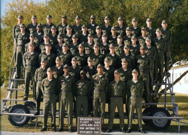 1981,LacklandAFB,Squadron 3701, Flight 569