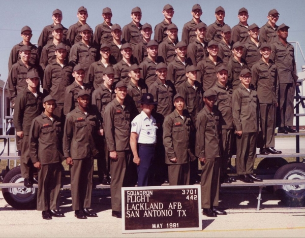 1981,LacklandAFB,Squadron 3701, Flight 442