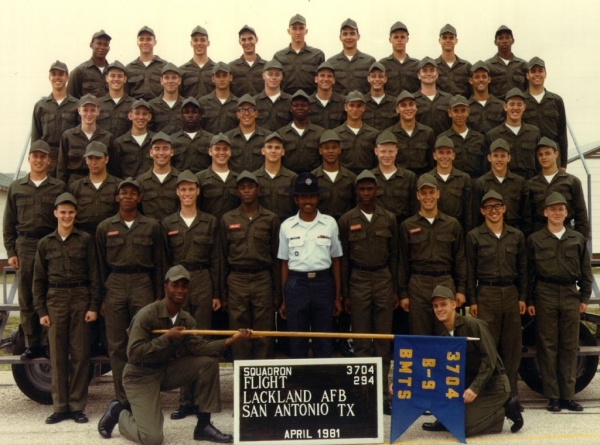 1981,LacklandAFB,Squadron 3704, Flight 294