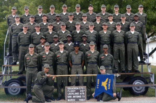 1982,LacklandAFB,Squadron 3701, Flight 227