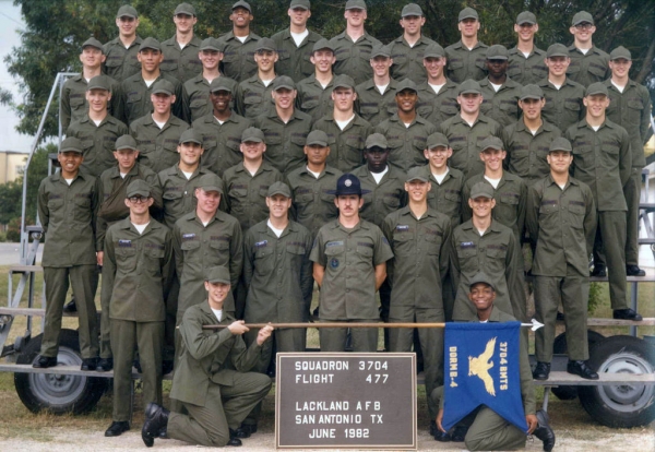 1982,LacklandAFB,Squadron 3704, Flight 477