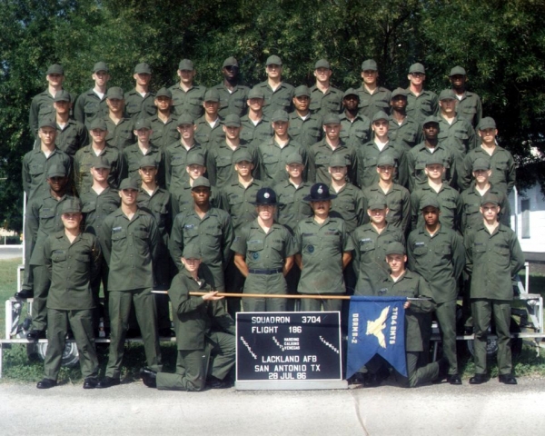 1986,LacklandAFB,Squadron 3704, Flight 186