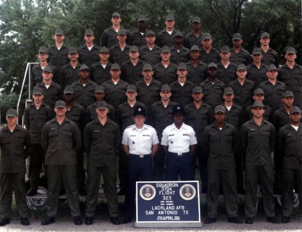 1986,LacklandAFB,Squadron 3704, Flight 323