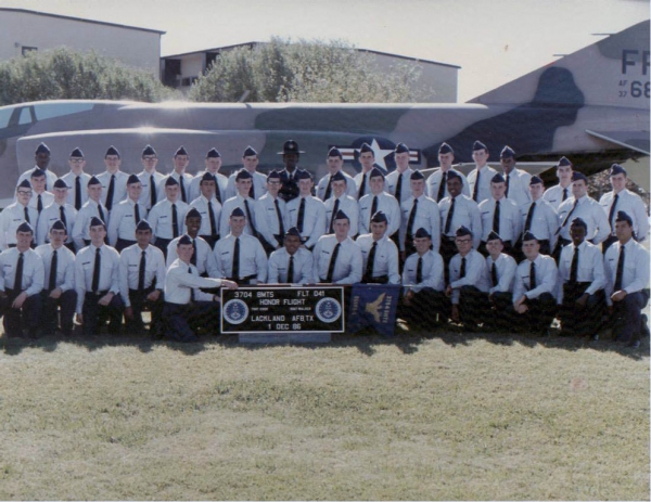 1986,LacklandAFB,Squadron 3704, Flight 041