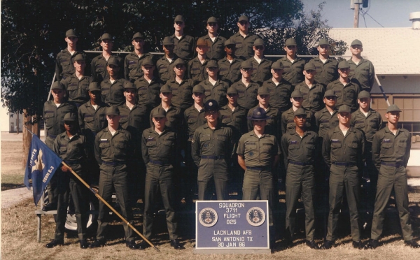 1986,LacklandAFB,Squadron 3711, Flight 025