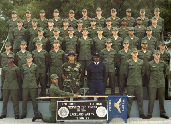1987,LacklandAFB,Squadron 3711, Flight 958