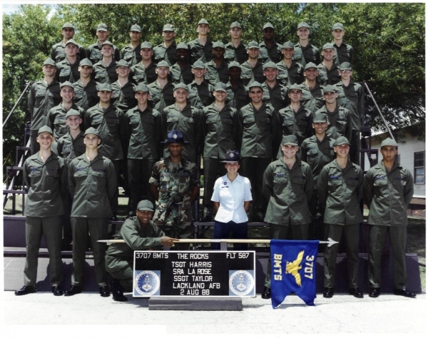 1988,LacklandAFB,Squadron 3707, Flight 587