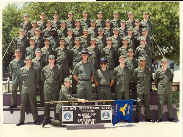 1988,LacklandAFB,Squadron 3711, Flight 654