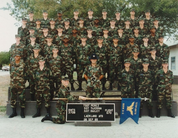 1989,LacklandAFB,Squadron 3708, Flight 670