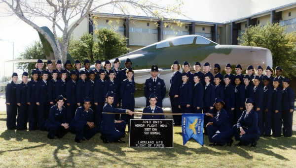1989,LacklandAFB,Squadron 3743, Flight W-018