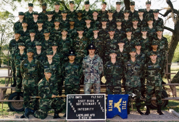 1991,LacklandAFB,Squadron 3711, Flight 527