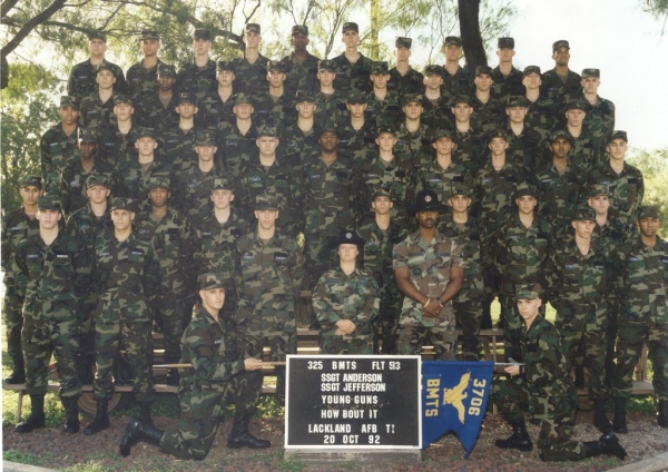 1992,LacklandAFB,Squadron 325, Flight 513