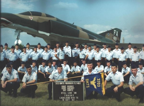1993,LacklandAFB,Squadron 323, Flight 462