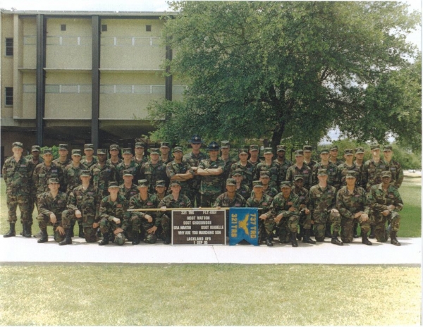 1995,LacklandAFB,Squadron 321, Flight 492