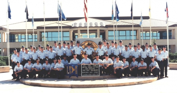 1997,LacklandAFB,Squadron 320, Flight 352