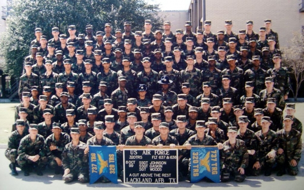1999,LacklandAFB,Squadron 320, Flight 637-638