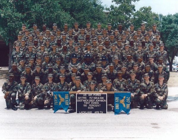 2001,LacklandAFB,Squadron 321, Flight 595-596