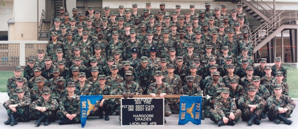 2002,LacklandAFB,Squadron 320, Flight 385-386