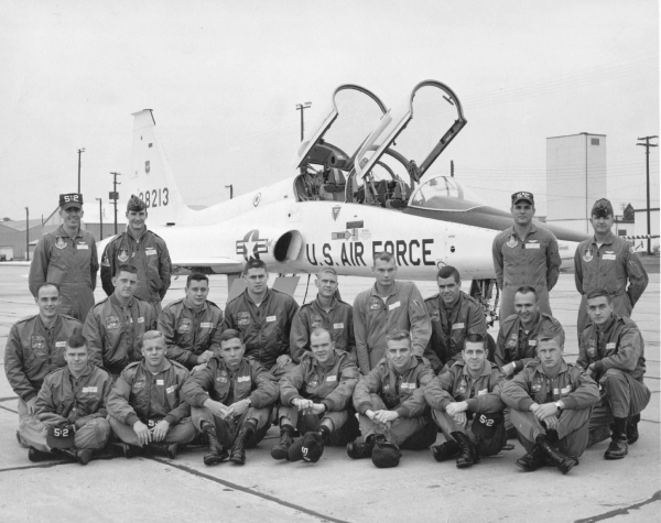 1966,Moody AFB,3552nd Pilot Training Squadron,Class 66-D-2