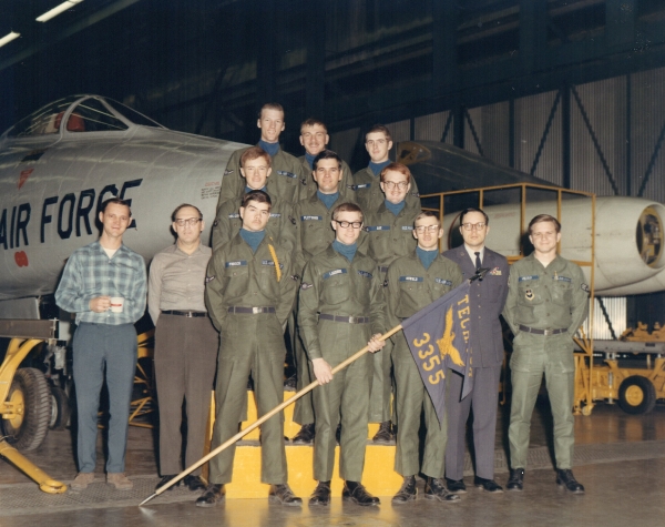 1971,Chanute AFB,Jet Engine Mechanic Course 3ABR43230