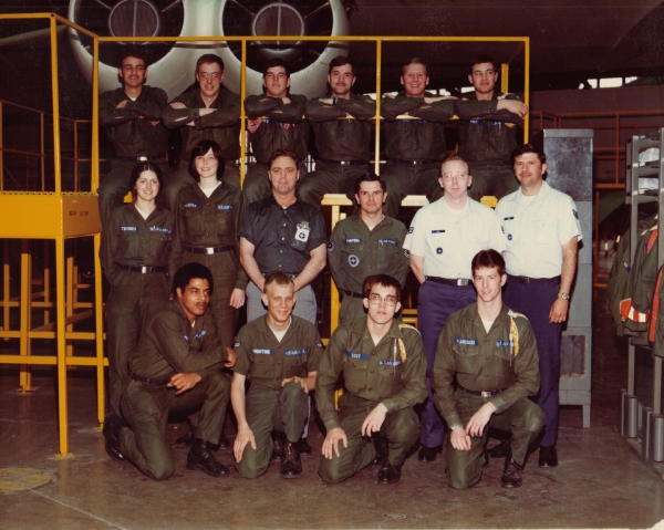 1977,Chanute AFB,Course 3ABR43131E,Class A770119,Aircraft Maintenance,Jet Over Two Engines