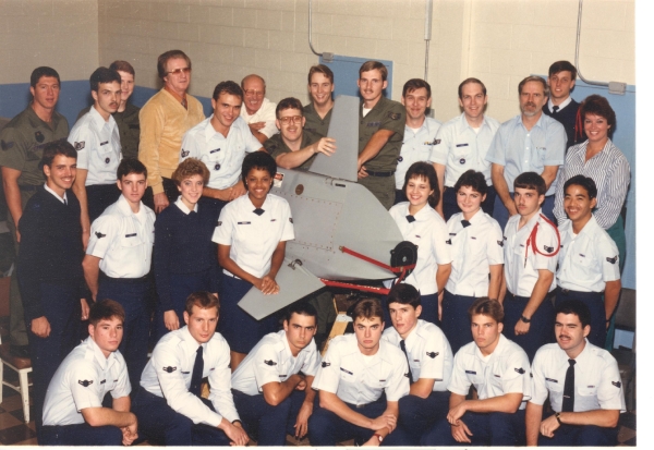 1986,Chanute AFB,Missile Systems Analyst Class 860516