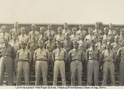 1944, Pittsburg Field, Kansas,<br />Liaison Pilot Flight School Class<br />of August 1944