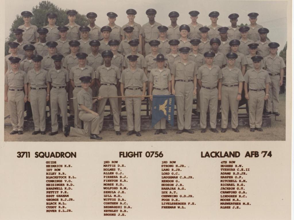 1974lackland_afb_squadron_3711_flight__20111126_1321167437.jpg