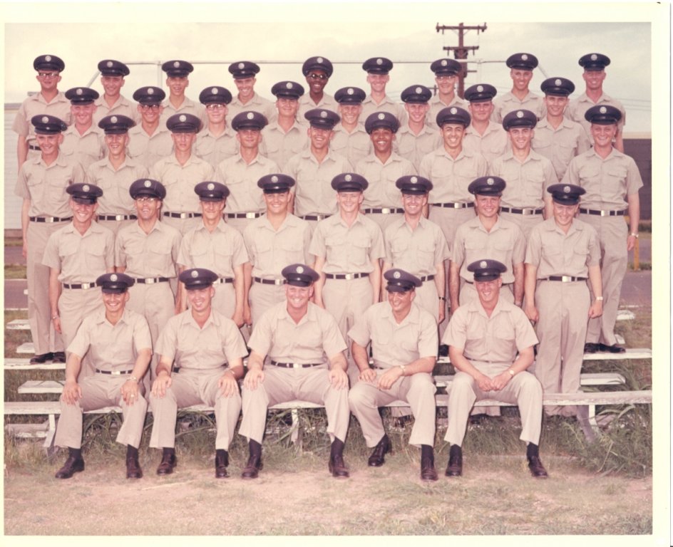1967,AmarilloAFB,Squadron 3333, Flight 186