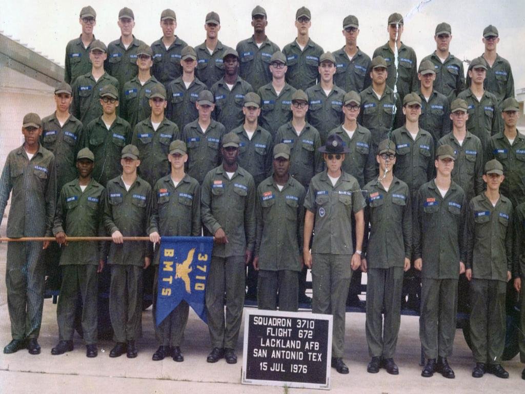 1976,LacklandAFB,Squadron 3710, Flight 672