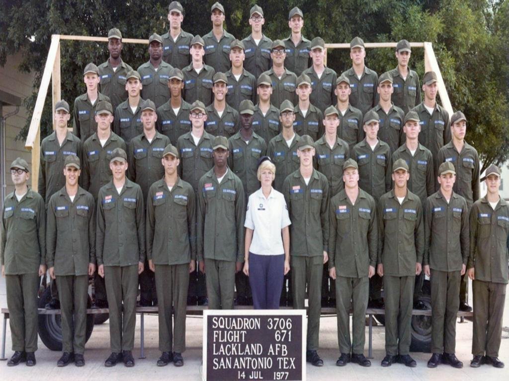 1977,LacklandAFB,Squadron 3706, Flight 671