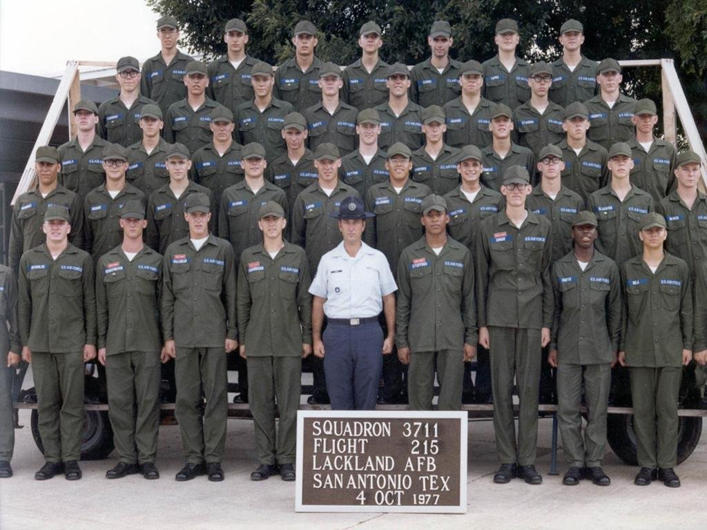 1977,LacklandAFB,Squadron 3711, Flight 215