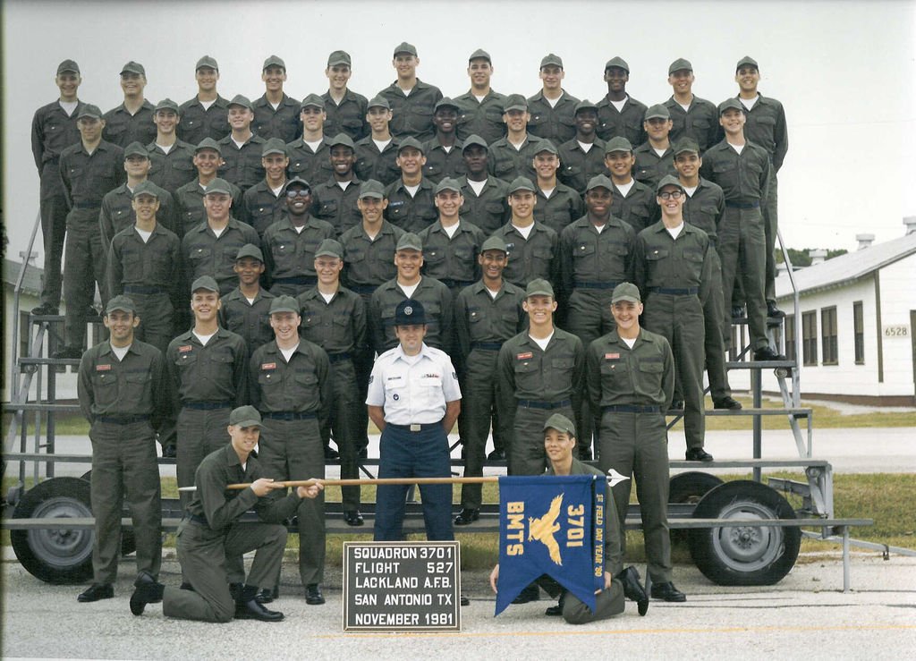 1981,LacklandAFB,Squadron 3701, Flight 527